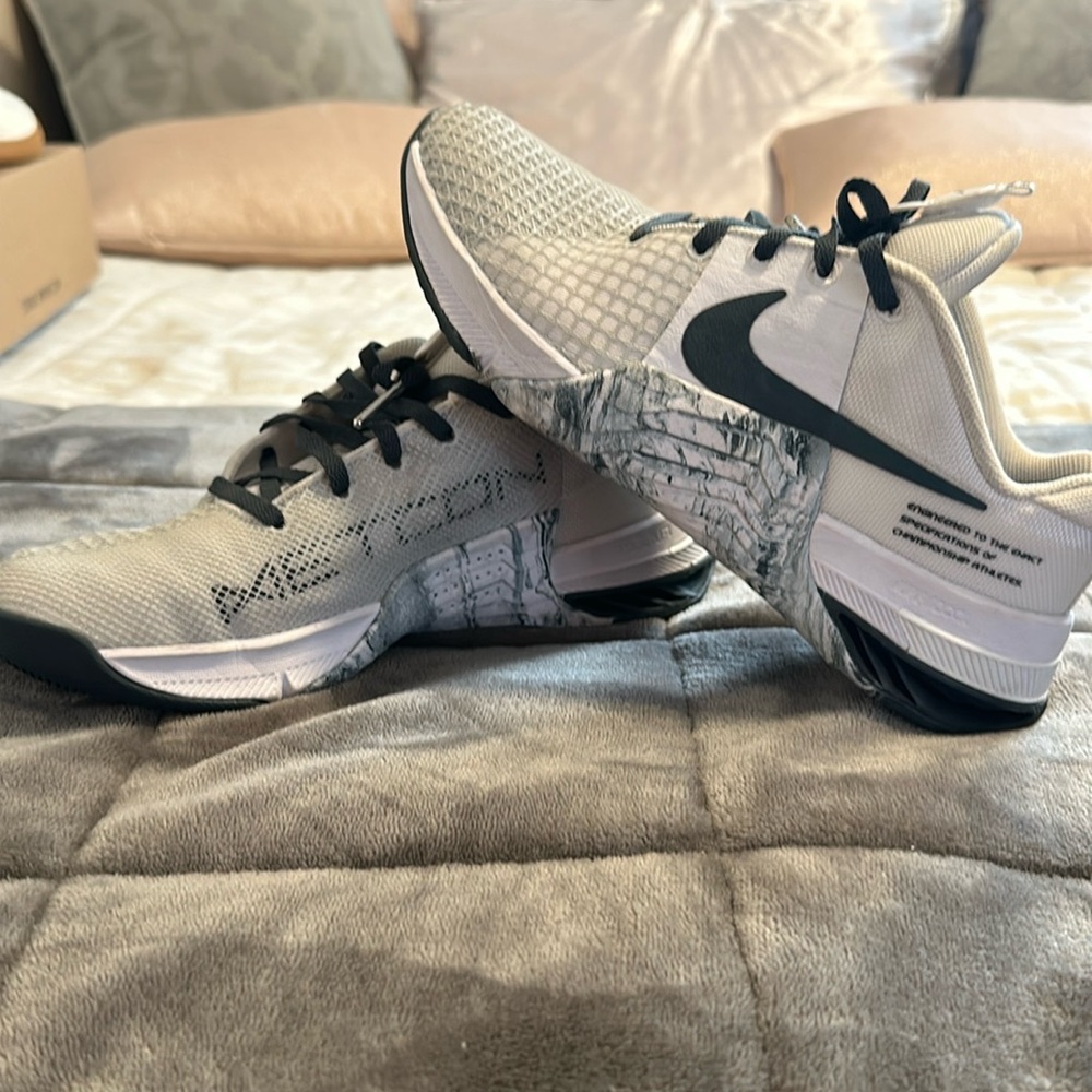 Custom nike metcon 7s